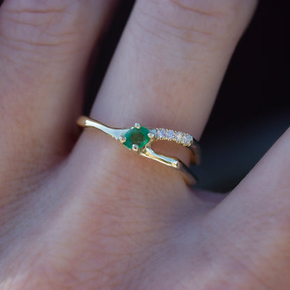 Split Ring - Emerald And White Diamonds - Irena Chmura Jewellery