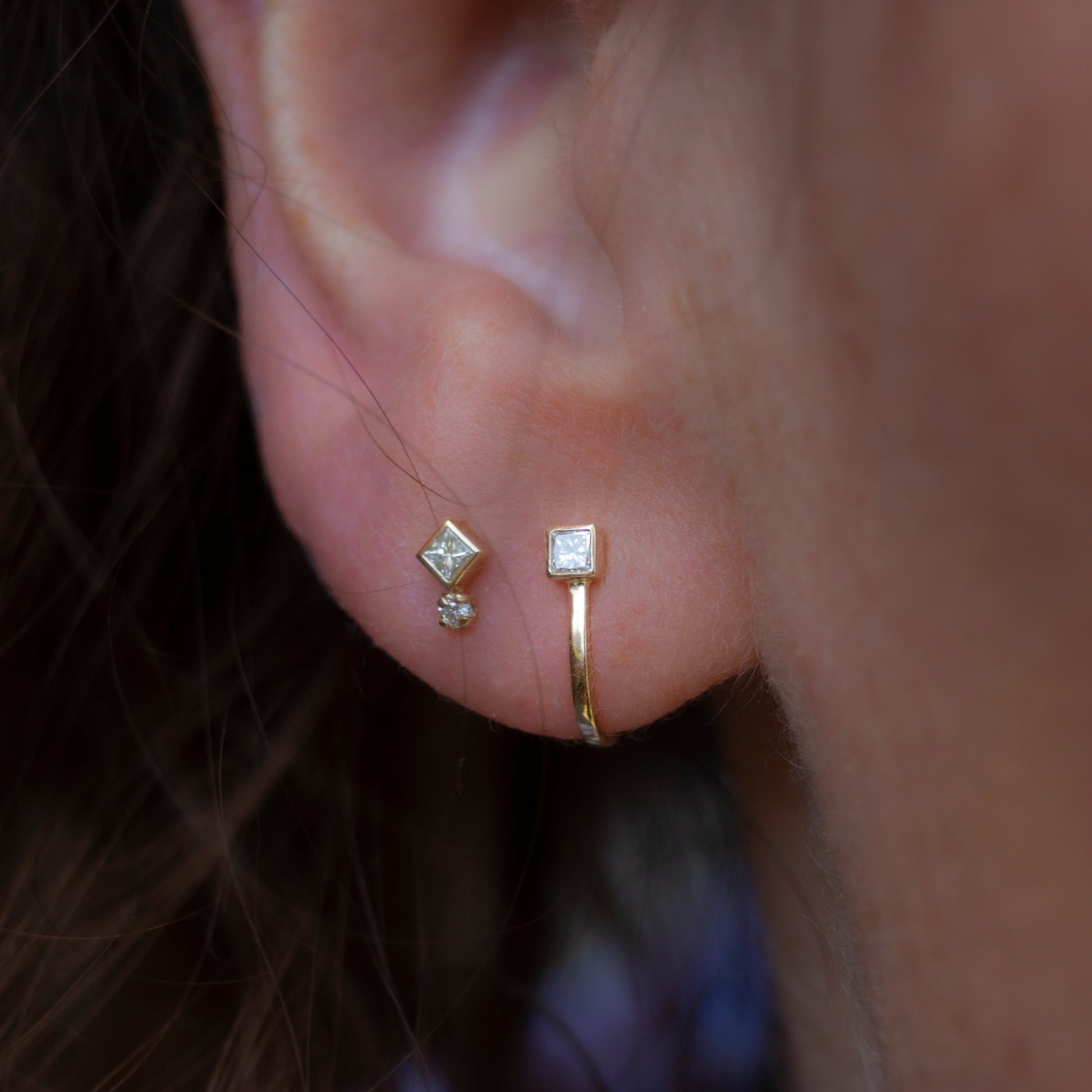 PRINCESS DIAMOND CURVED BAR EARRING - Irena Chmura Jewellery