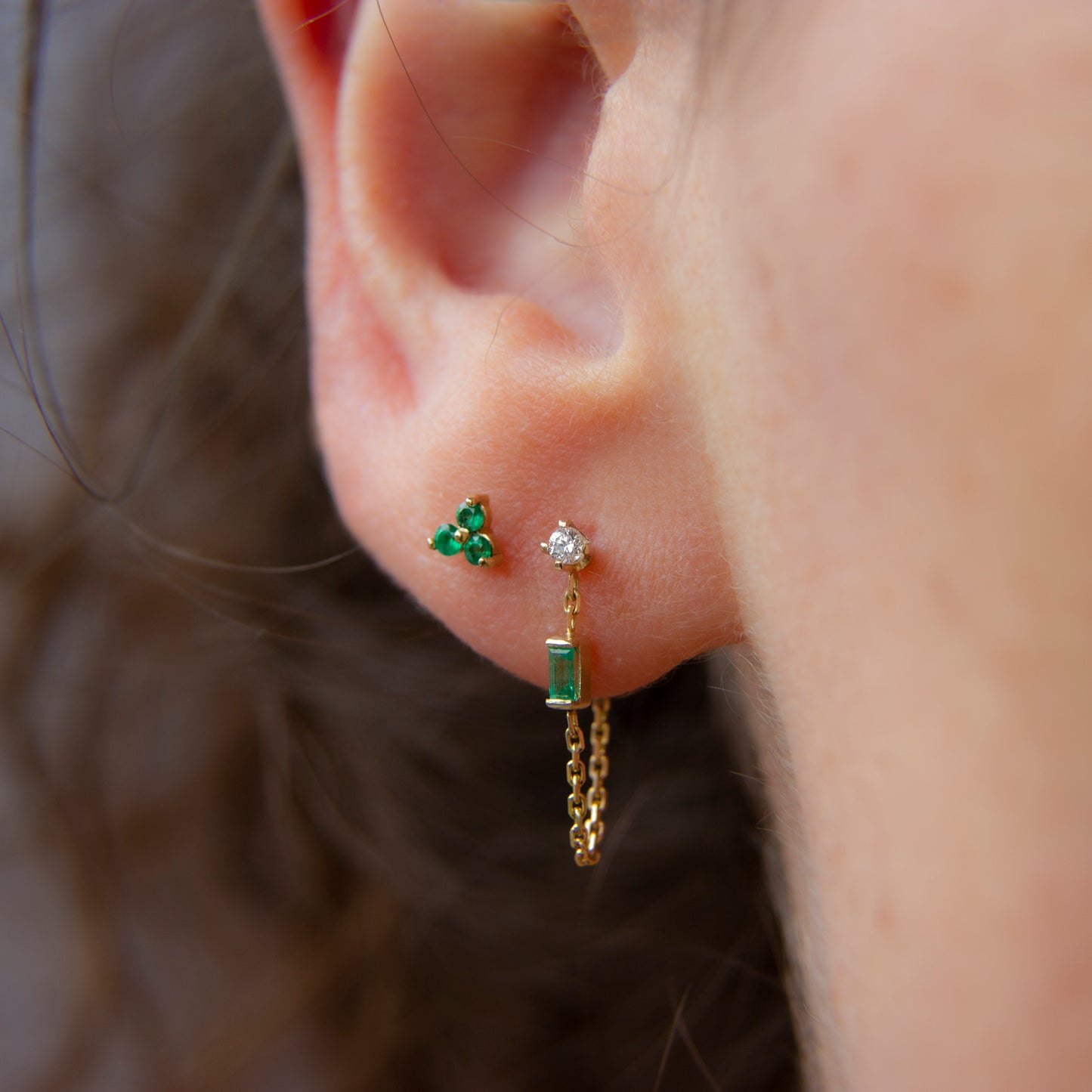 ELFIN DIAMOND & EMERALD CHAIN EARRING - Irena Chmura Jewellery